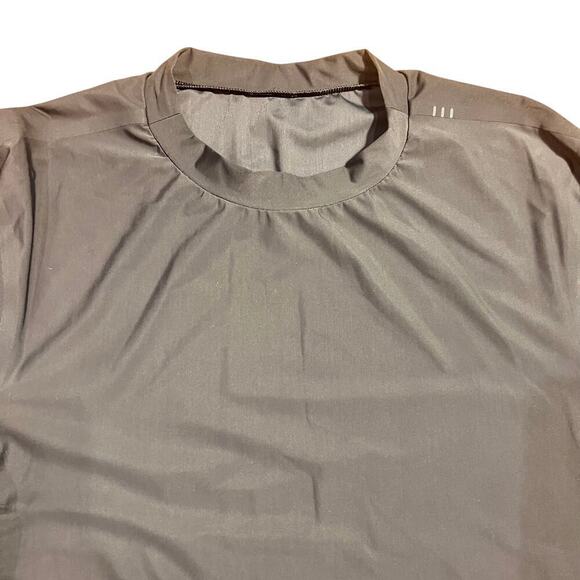 Lululemon Men’s Fast and Free Long Sleeve Shirt Size Medium Wicking Lightweight - Picture 5 of 7